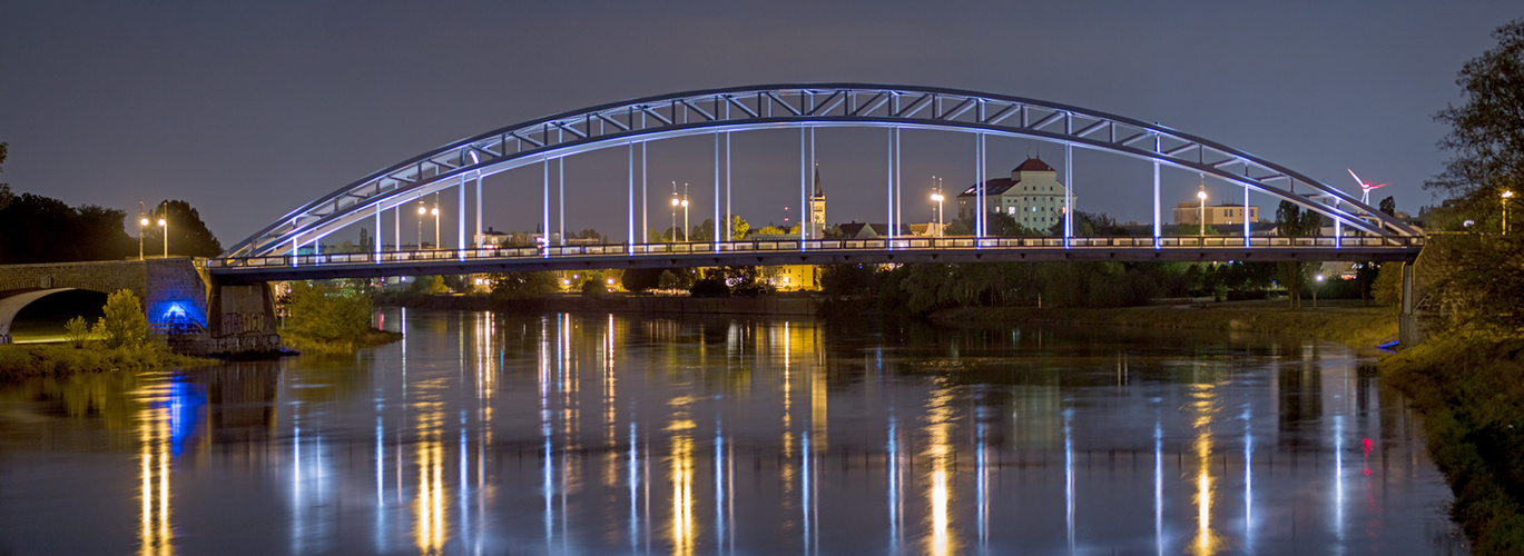 Die Sternbrücke in Magdeburg...