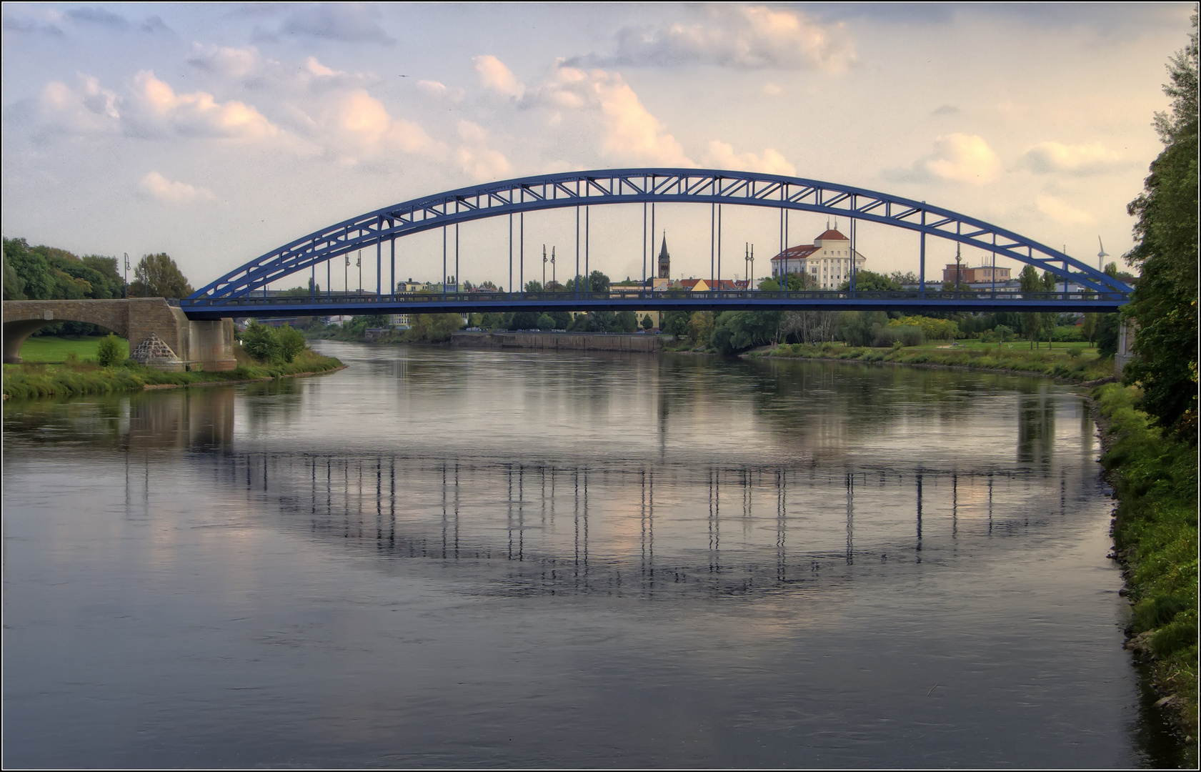 die "Sternbrücke" in Magdeburg....