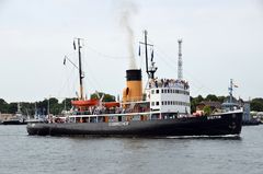 Die "Stettin" zur Hanse Sail 2013 in Rostock