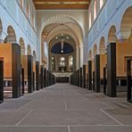 Die Stiftskirche Bad Gandersheim " Blick zum Chorraum, aus meiner Sicht..."