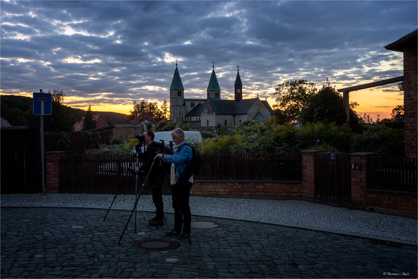 Die Stiftskirche St. Cyriakus und...