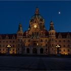 Die Strassenansicht vom Rathaus