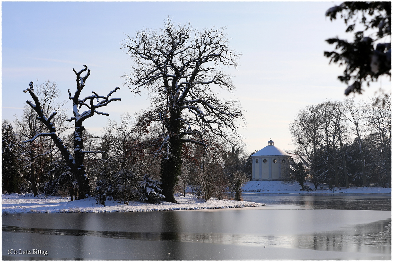 Die Synagoge im Winter