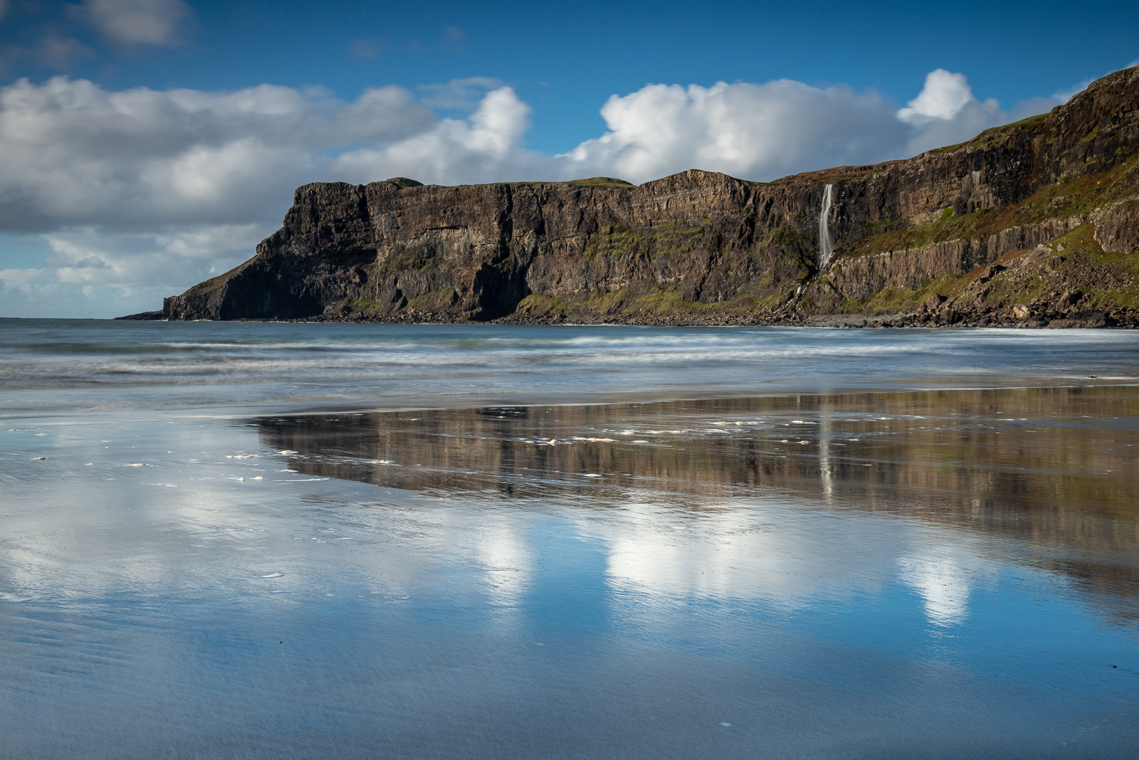 Die Talisker Bay in Schottland