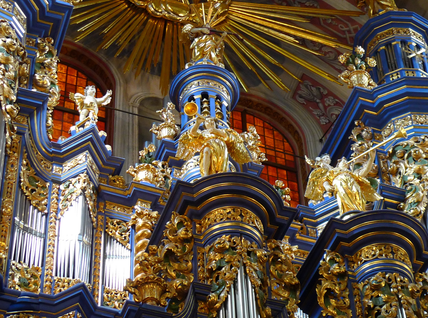 Die "tanzende Orgel" von Swieta Lipka.