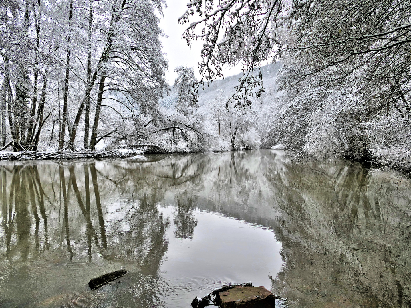 Die Tauber im winterlichen Ambiente 