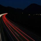 Die Tauernautobahn am Abend