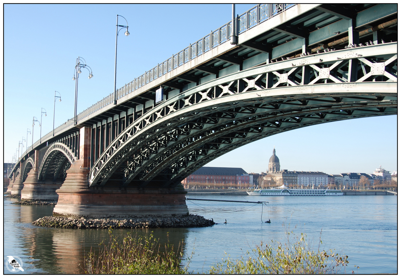 Die Theodor-Heuss-Brücke