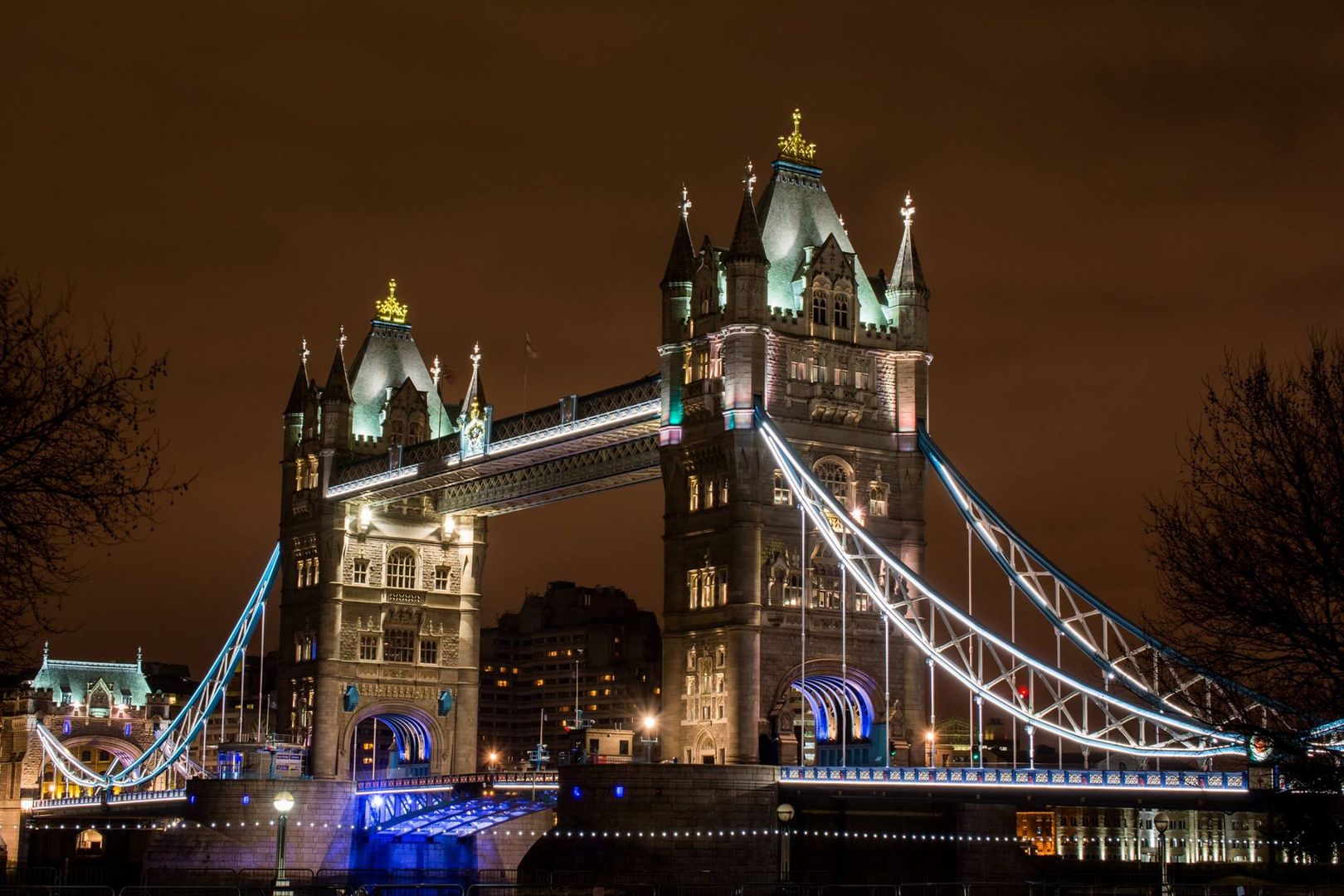 Die Tower Bridge bei Nacht