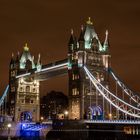 Die Tower Bridge bei Nacht