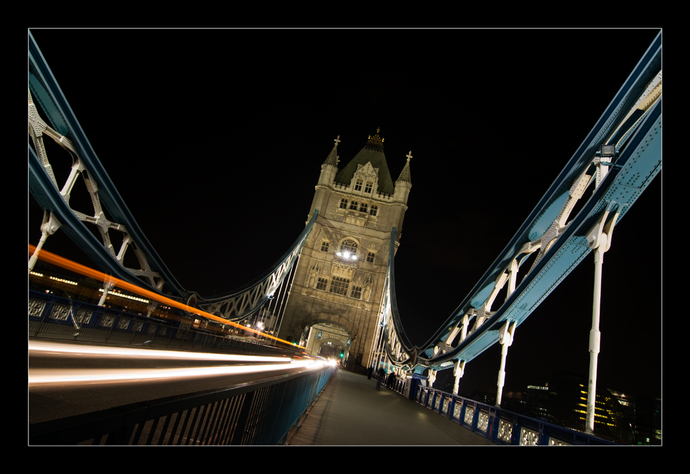 die Tower Bridge....