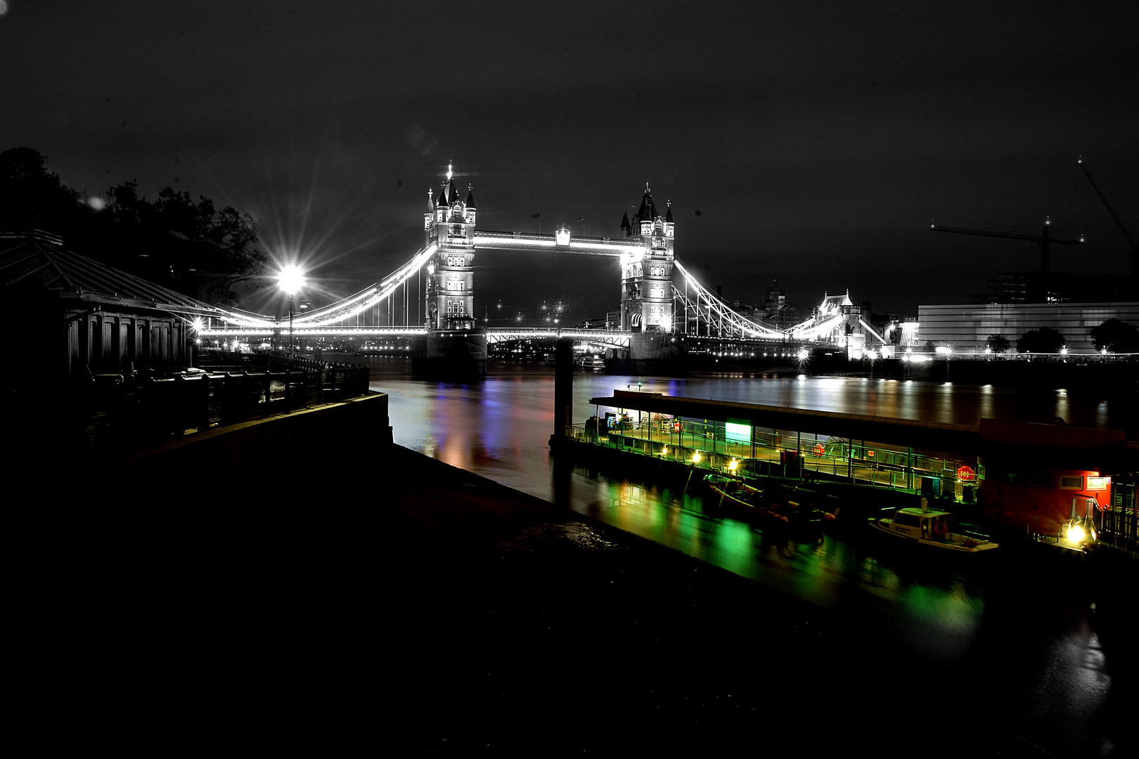 Die Towerbridge bei Nacht