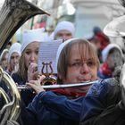 die traurigen Musikanten ziehen vorbei