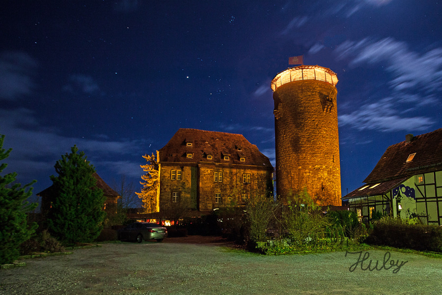 Die Trendelburg mit neuen Dach