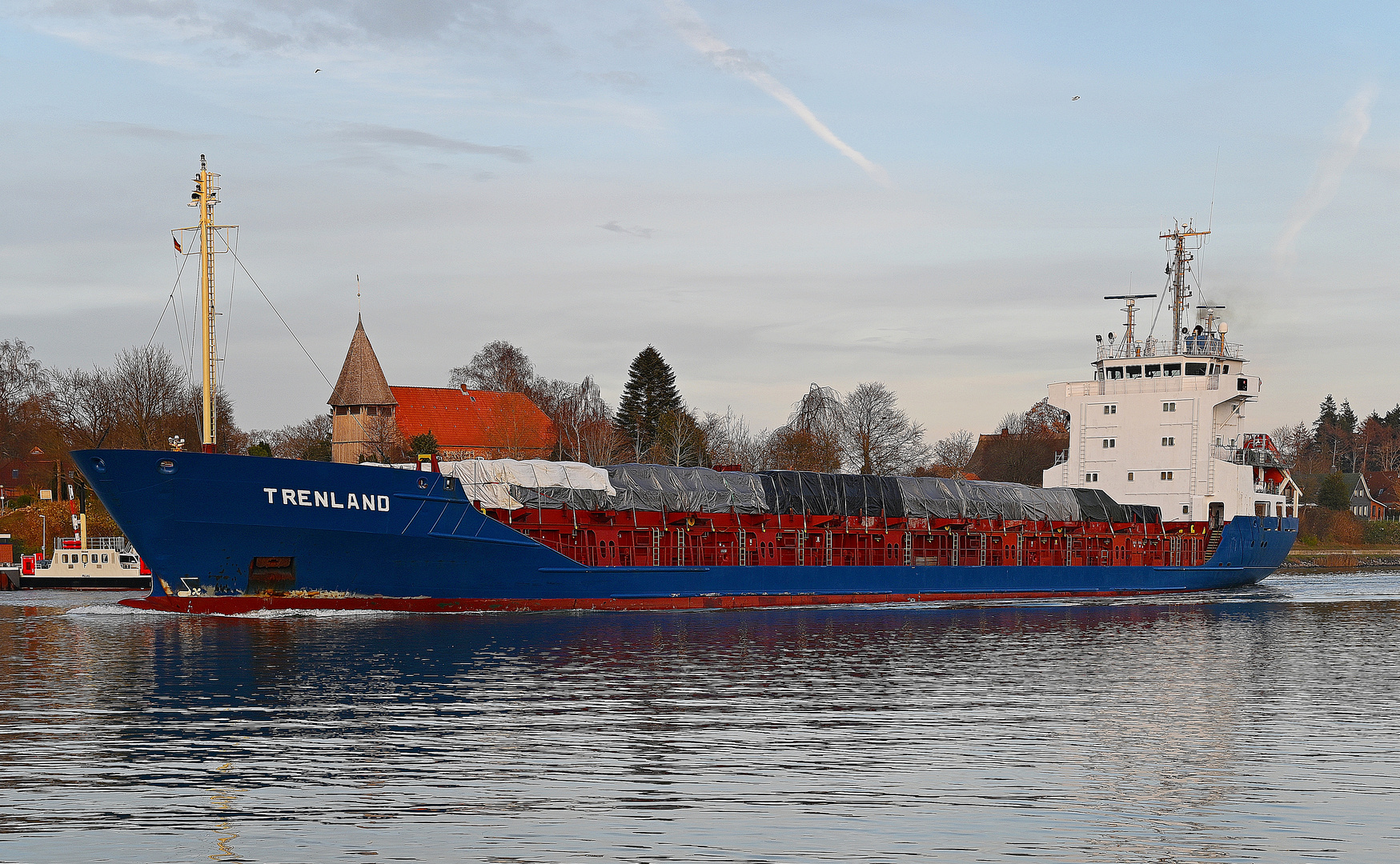 Die TRENLAND im Nord-Ostsee-Kanal bei Sehestedt