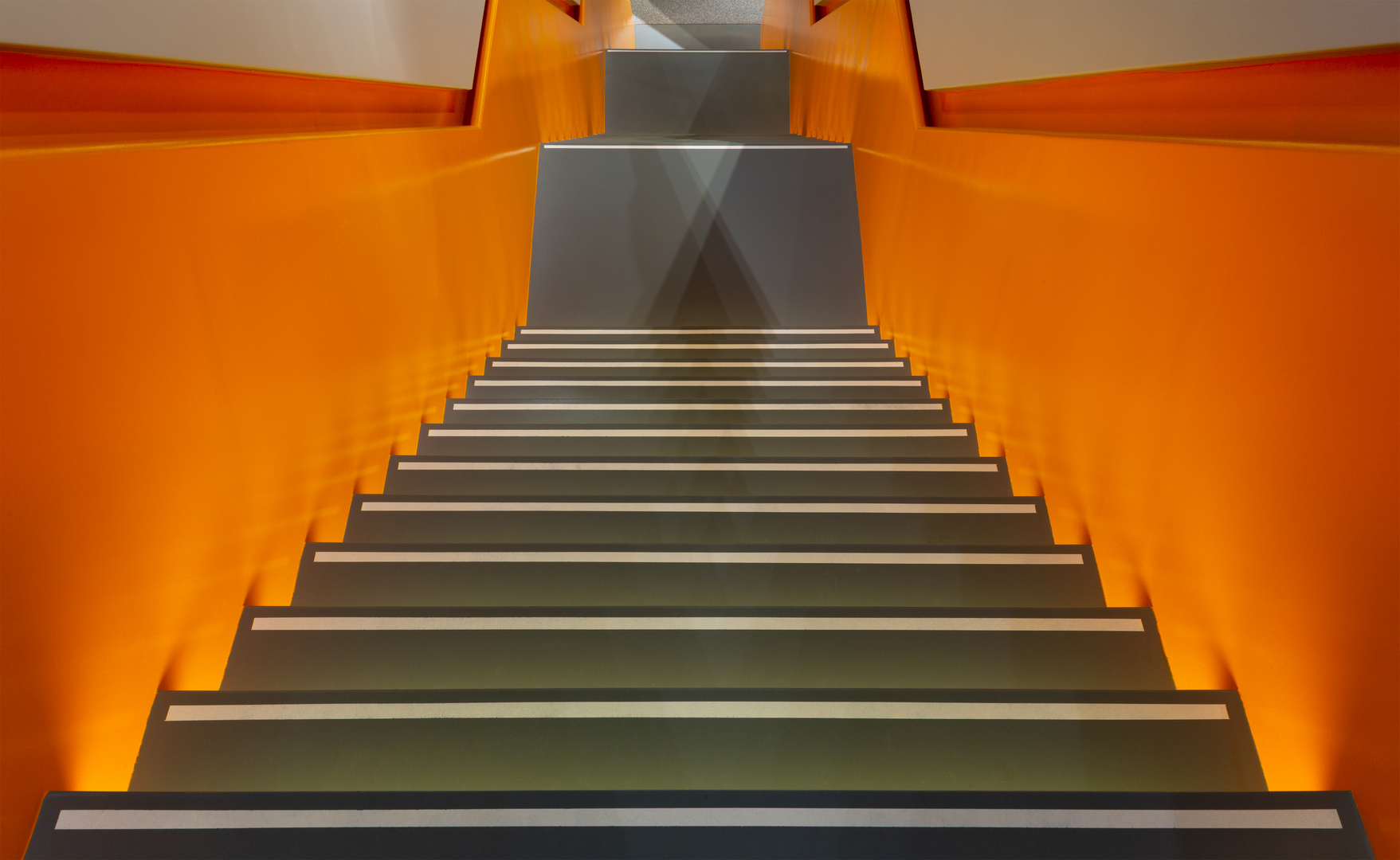 die treppe die treppe
