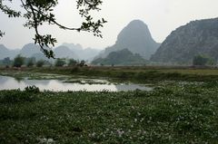 Die trockene Halong Bucht(2)