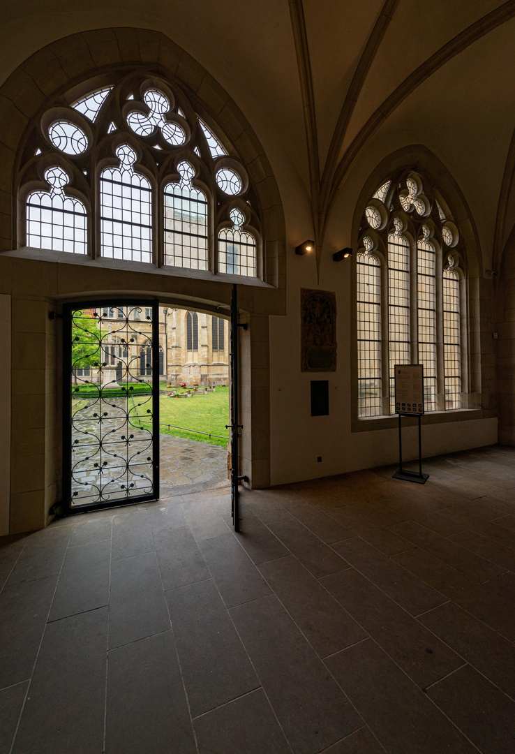 Die Tür im Kreuzgang im Dom zu Münster