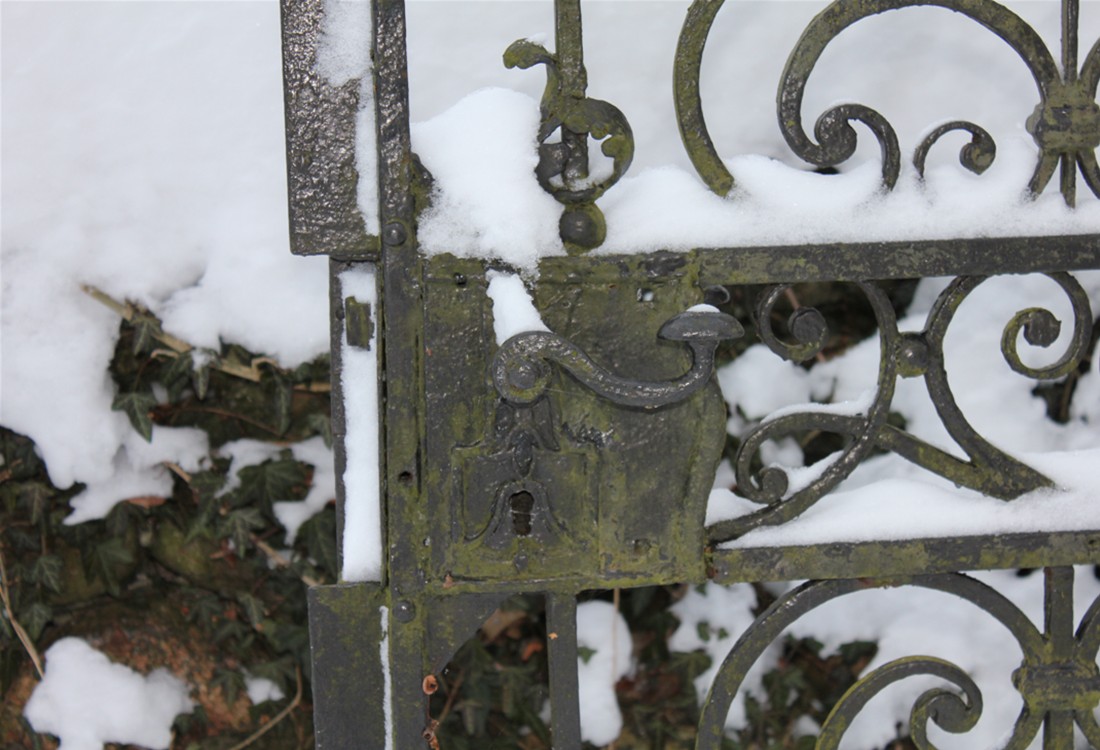 Die Tür zum Wintergarten ist geöffnet.