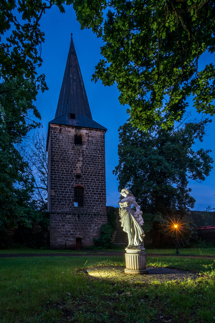 Die Türme im Park (2)