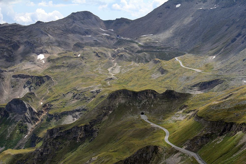 "Die Tunnel auf der Hochalpenstrasse zum Grossglockner"