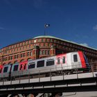 Die U-Bahn vor der BFD am Rödingsmarkt