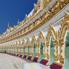 ...die U Min Thonze Pagode am Sagaing Hügel...