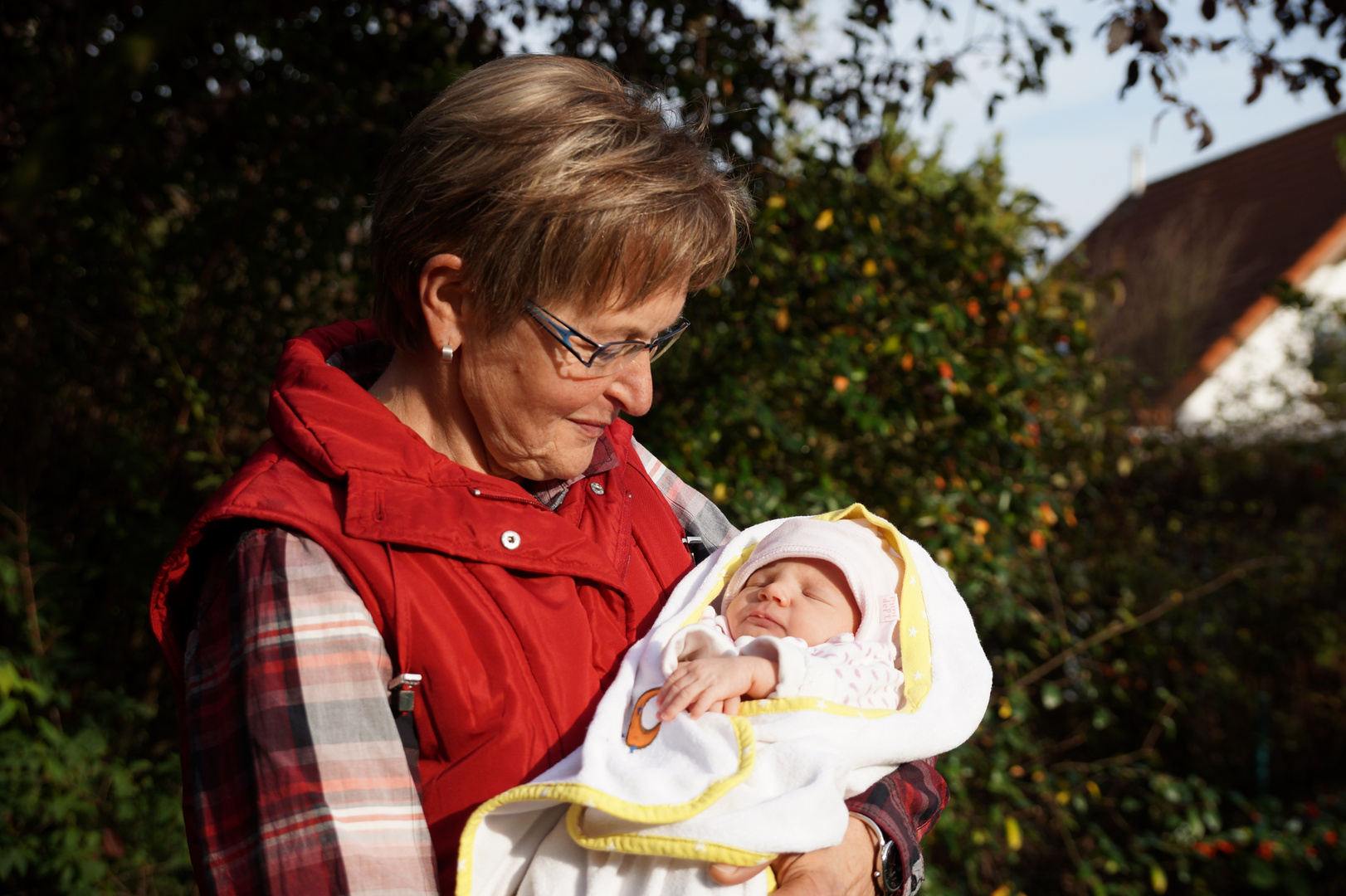 die Übernächste Generation, Oma mit der Enkelin