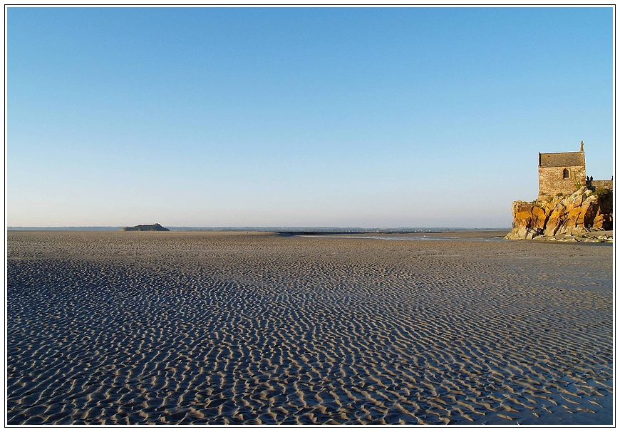 Die unendliche, sandige Weite hinter dem Berg