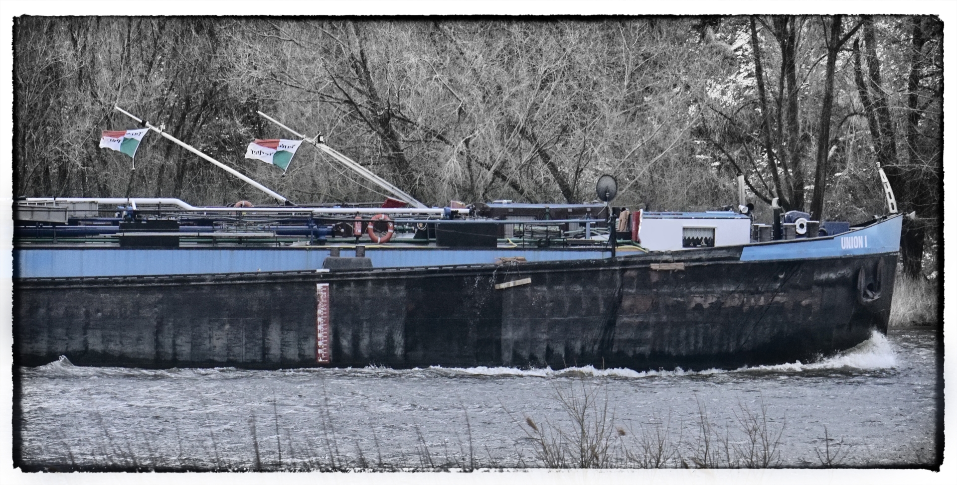 Die "Union 1" auf der Elbe