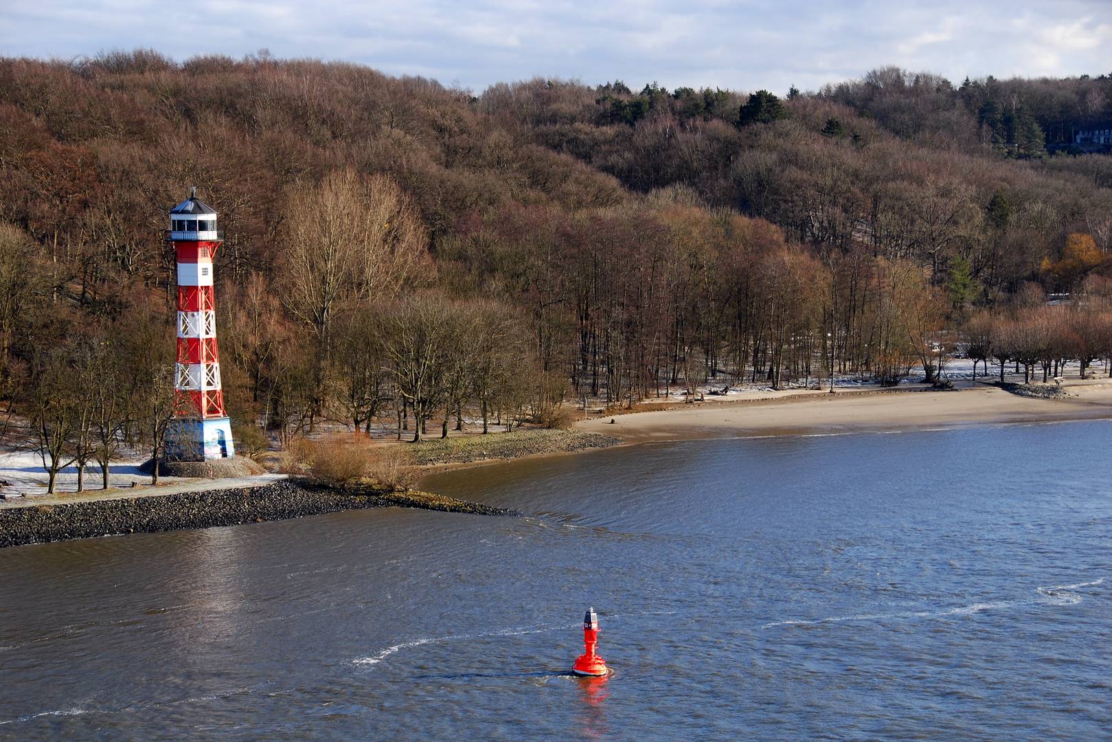 Die Unterelbe von oben - auf dem Weg nach Hamburg ...