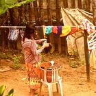 die uralte überlieferte tradition des wäschetrocknens, cambodia 2010