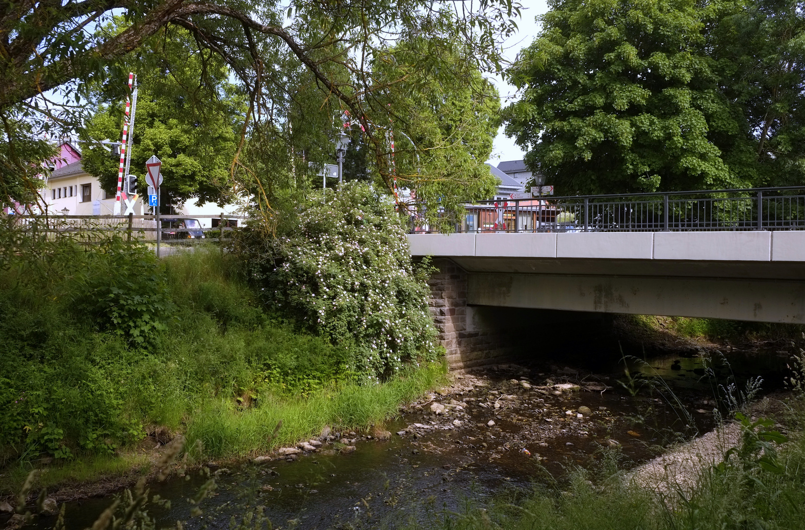 die Urftbrücke