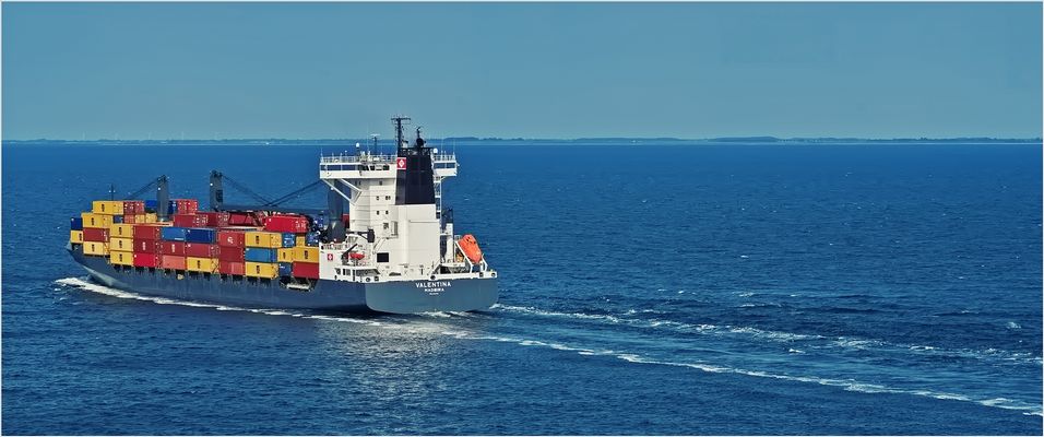 Die Valentina aus Madeira fährt von dannen