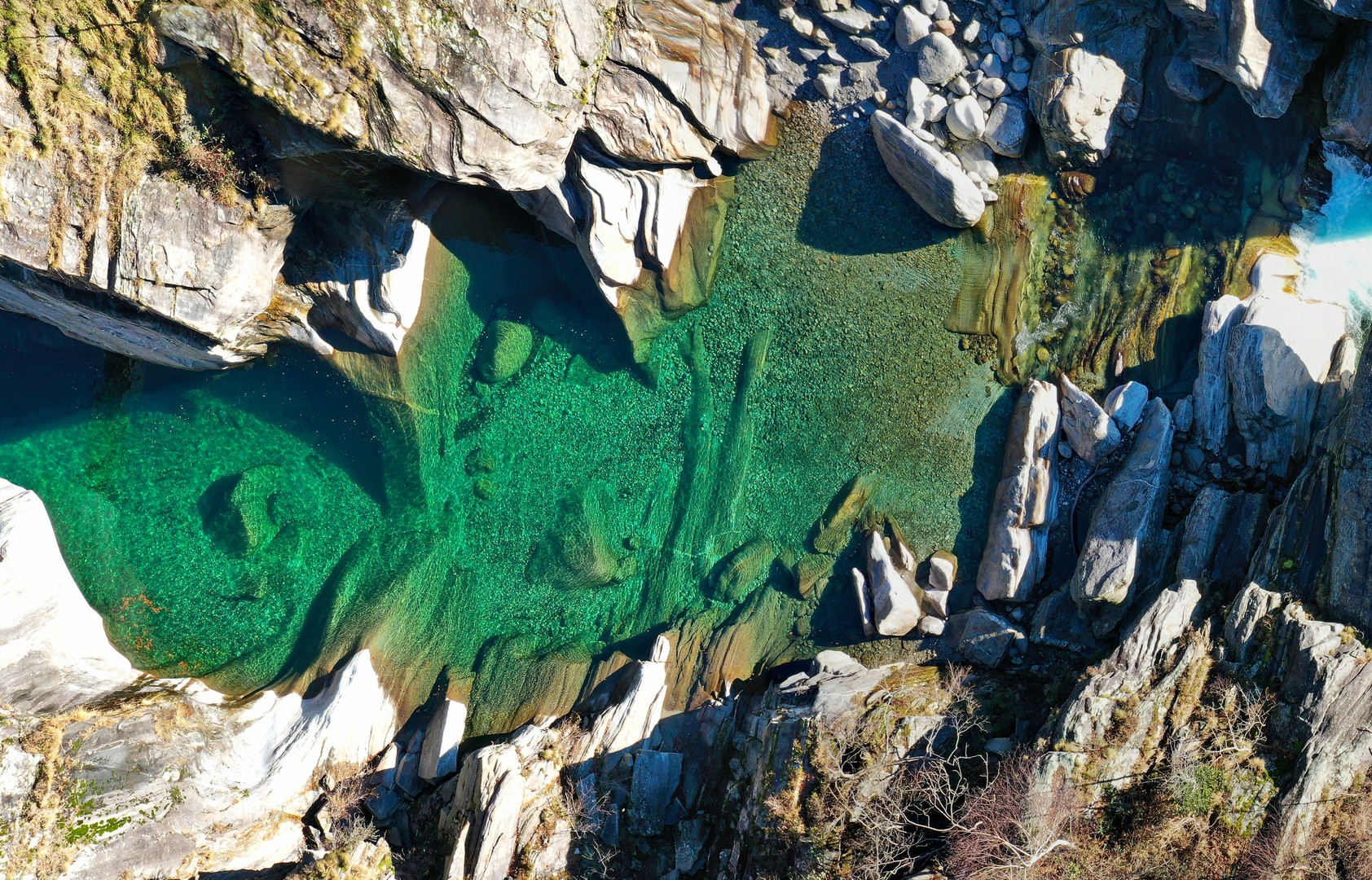 Die Verzasca von oben