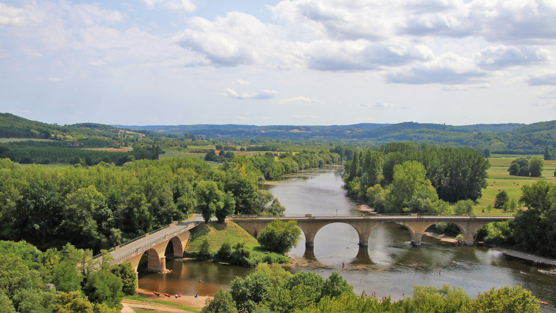 Die Vézère trifft die Dordogne