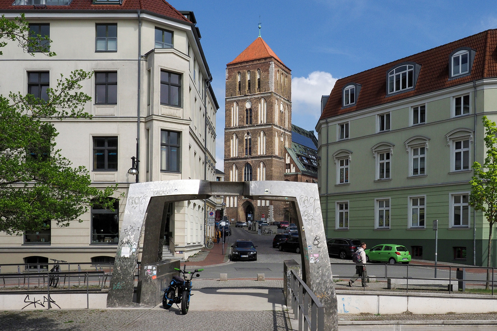 Die Viergelindenbrücke in Rostock