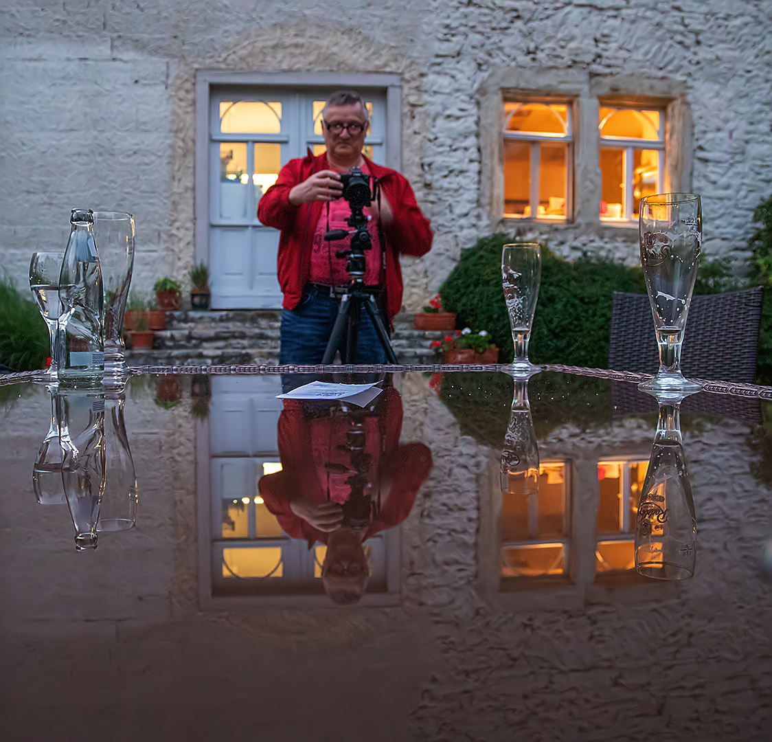 Die Vorbereitungen für das Gruppenbild...