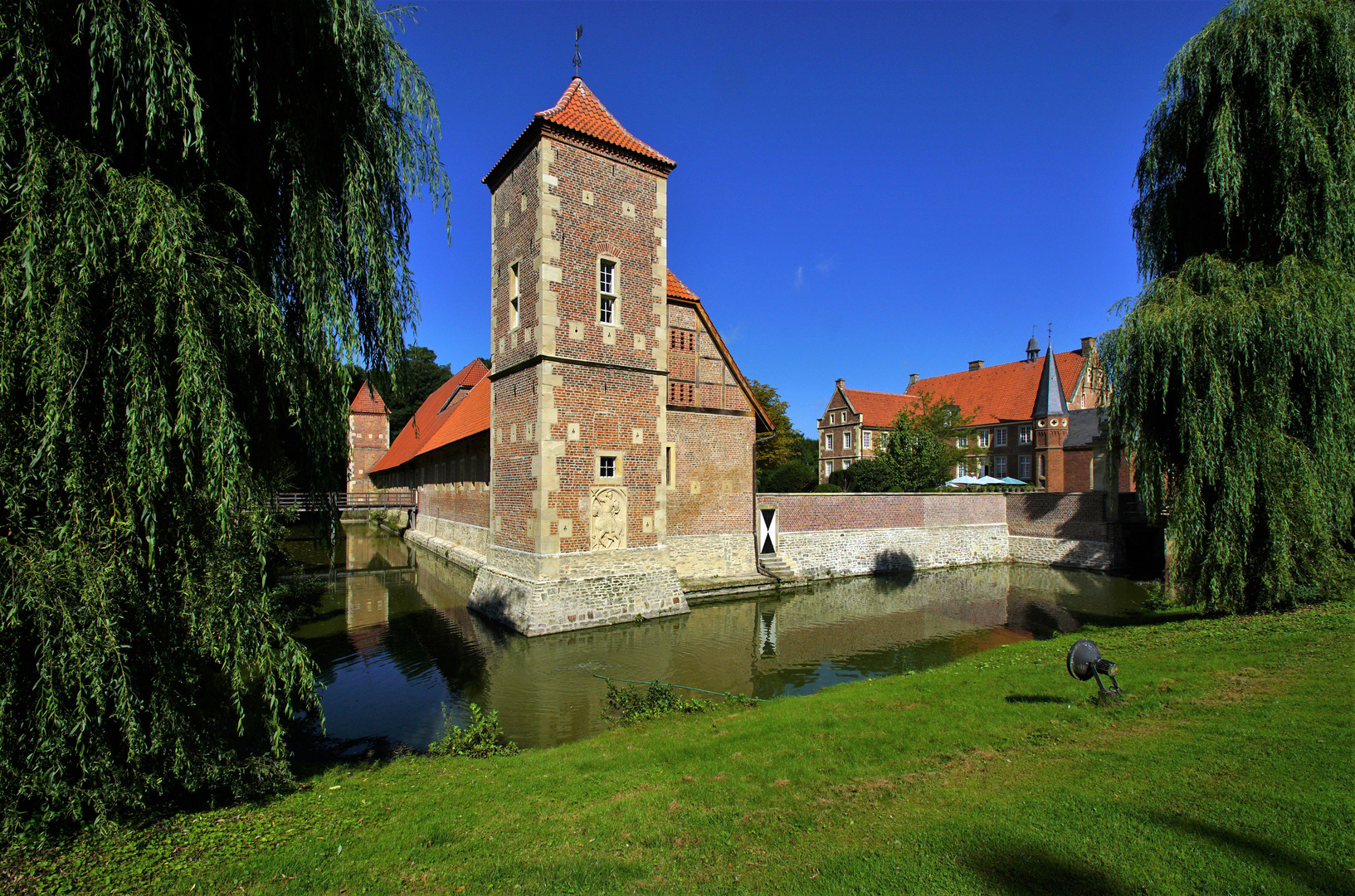 Die Vorburg von Burg Hülshoff...