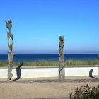 Die Wacht am Strand, mit Fahnenmast