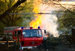 Die Wächter ... über das Osterfeuer