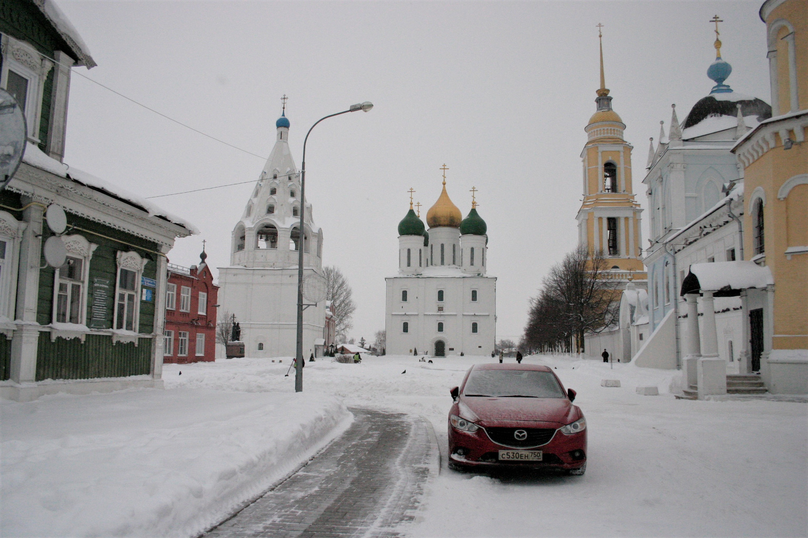 Die Wände des Klosters. Russland. Kolomna. -25C