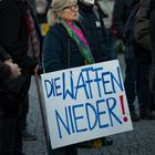 Die Waffen nieder!