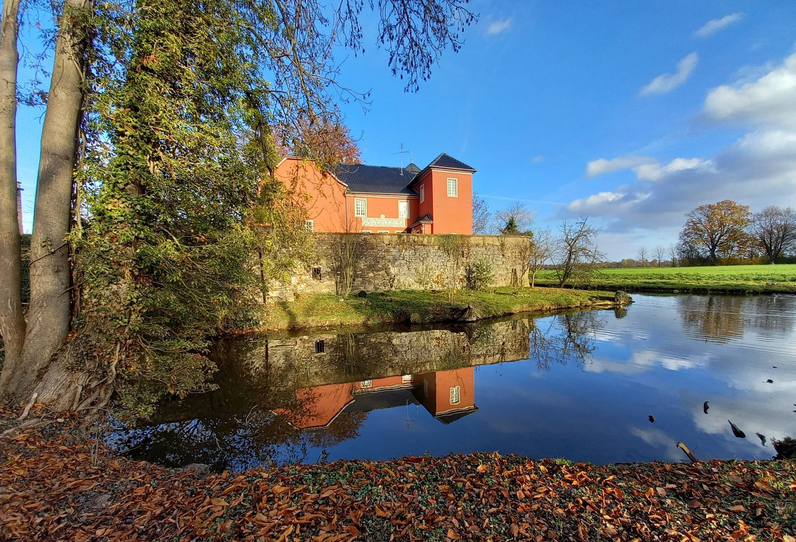 die Wasserburg Kessenich