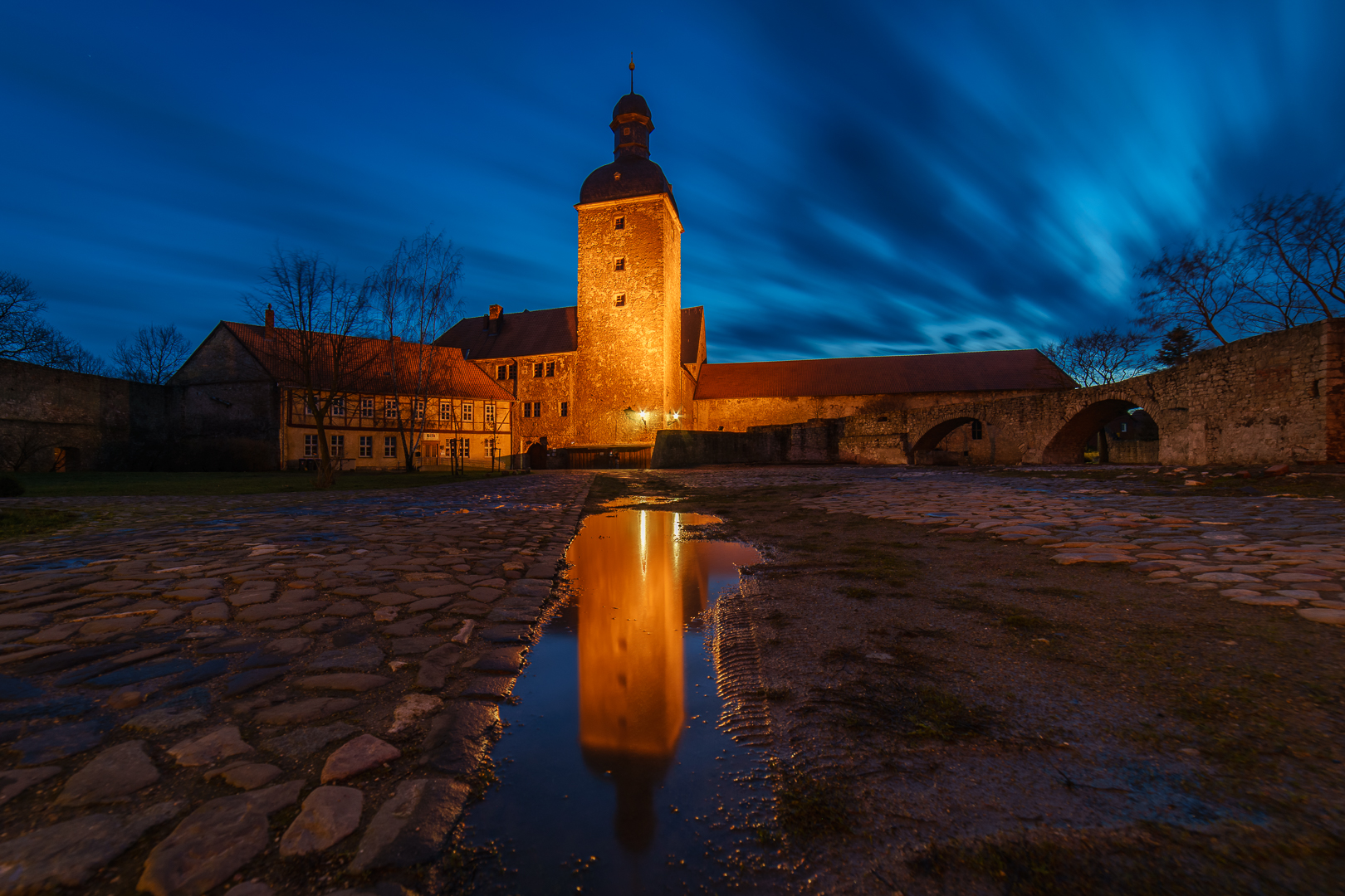 Die Wasserburg Zilly (2)