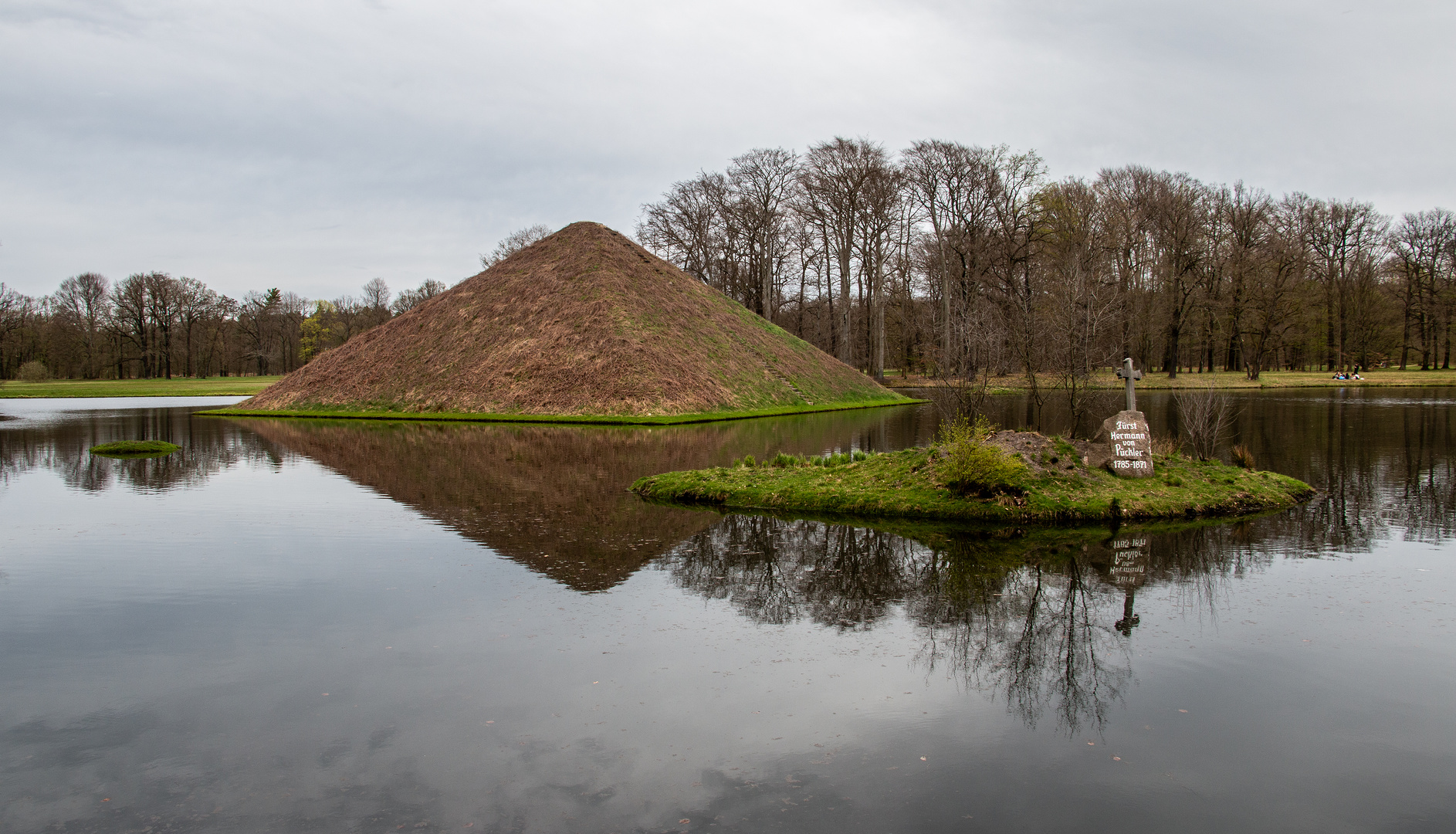 Die Wasserpyramide...