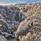 Die weiße Pracht am Wasserfall