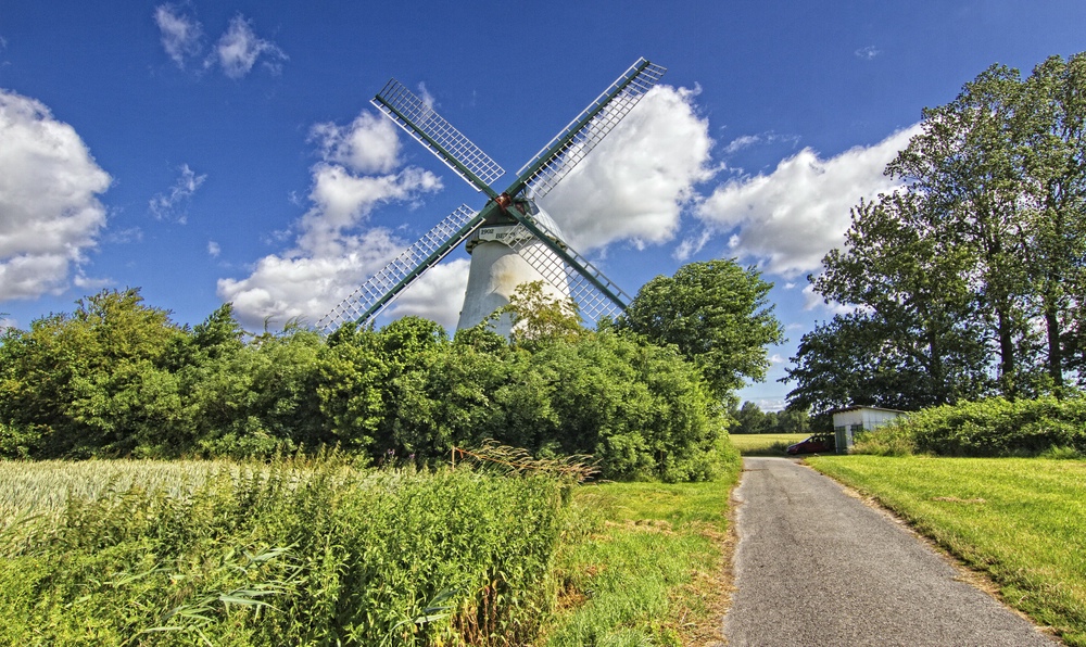 Die weiße Windmühle