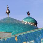 Die weißen Tauben auf der blauen Moschee in Mazar-i-Sharif