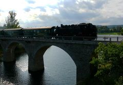 Die Weißeritztalbahn auf dem Malter Viadukt